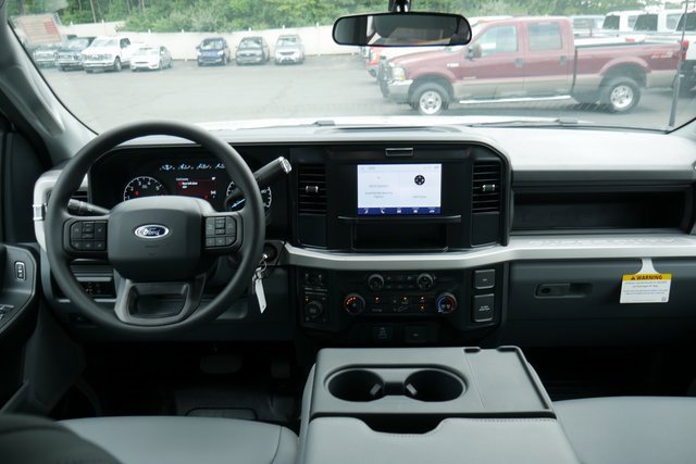 New 2025 Ford F350 XL w/ 360-Degree Camera Package image 4