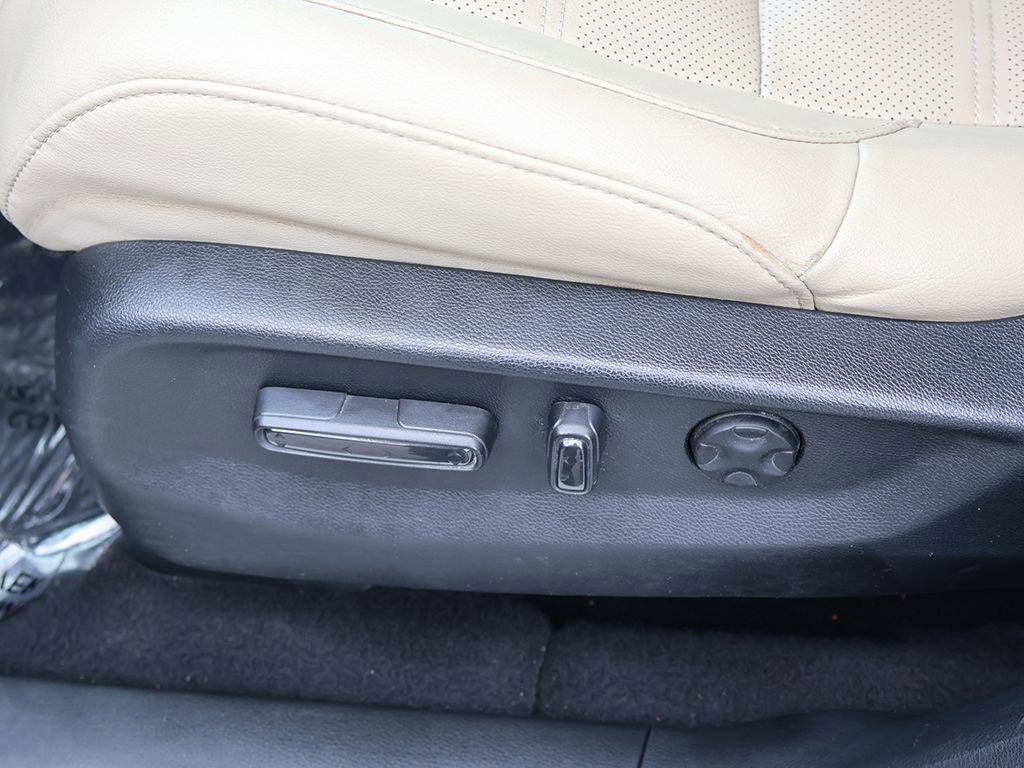 Used 2020 Honda CR-V EX-L image 33