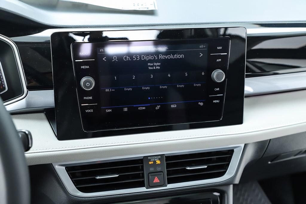 New 2026 Volkswagen Taos SEL image 63