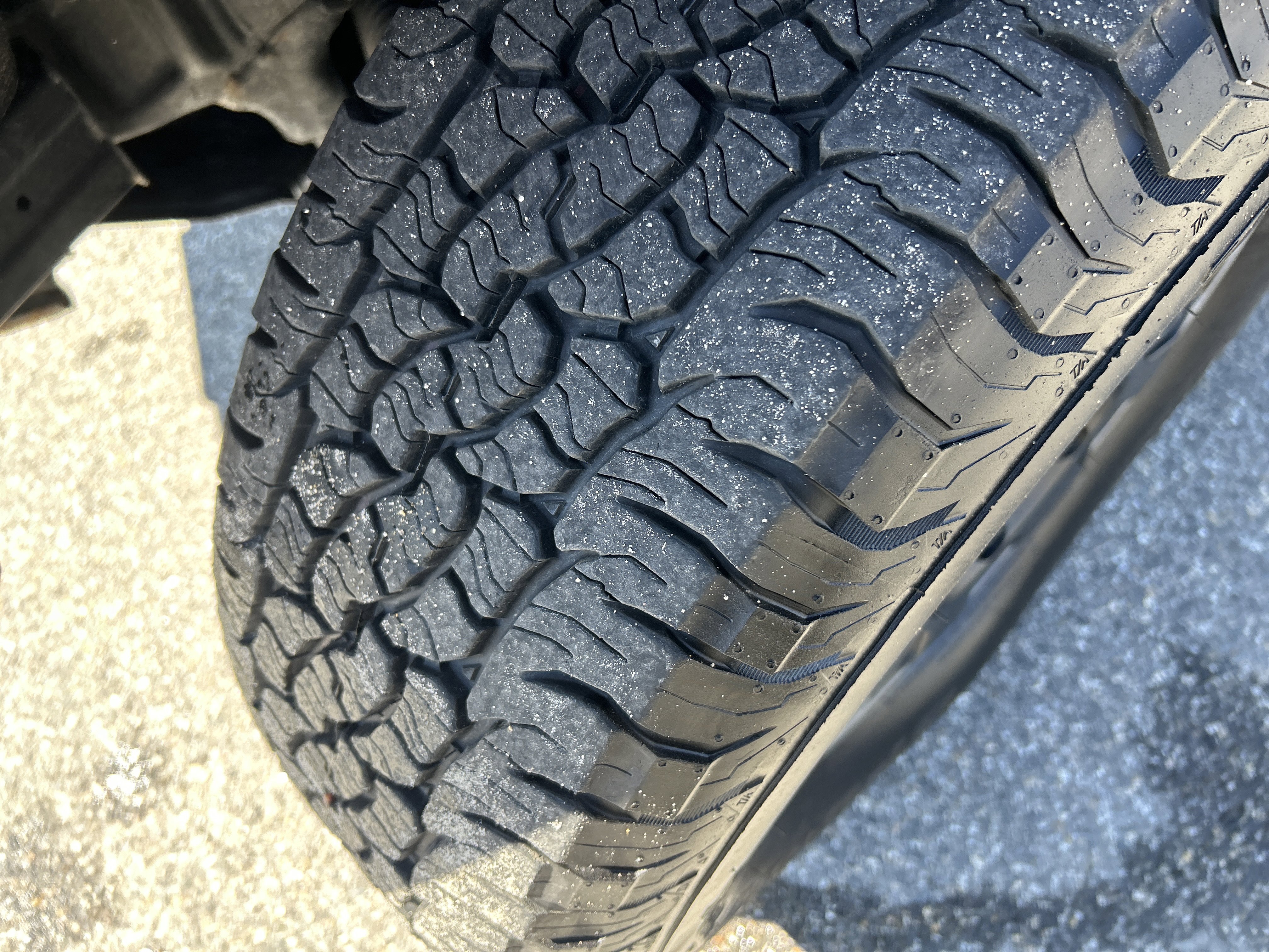 Used 2024 Toyota Tacoma TRD Off-Road AWD/4WD image 13