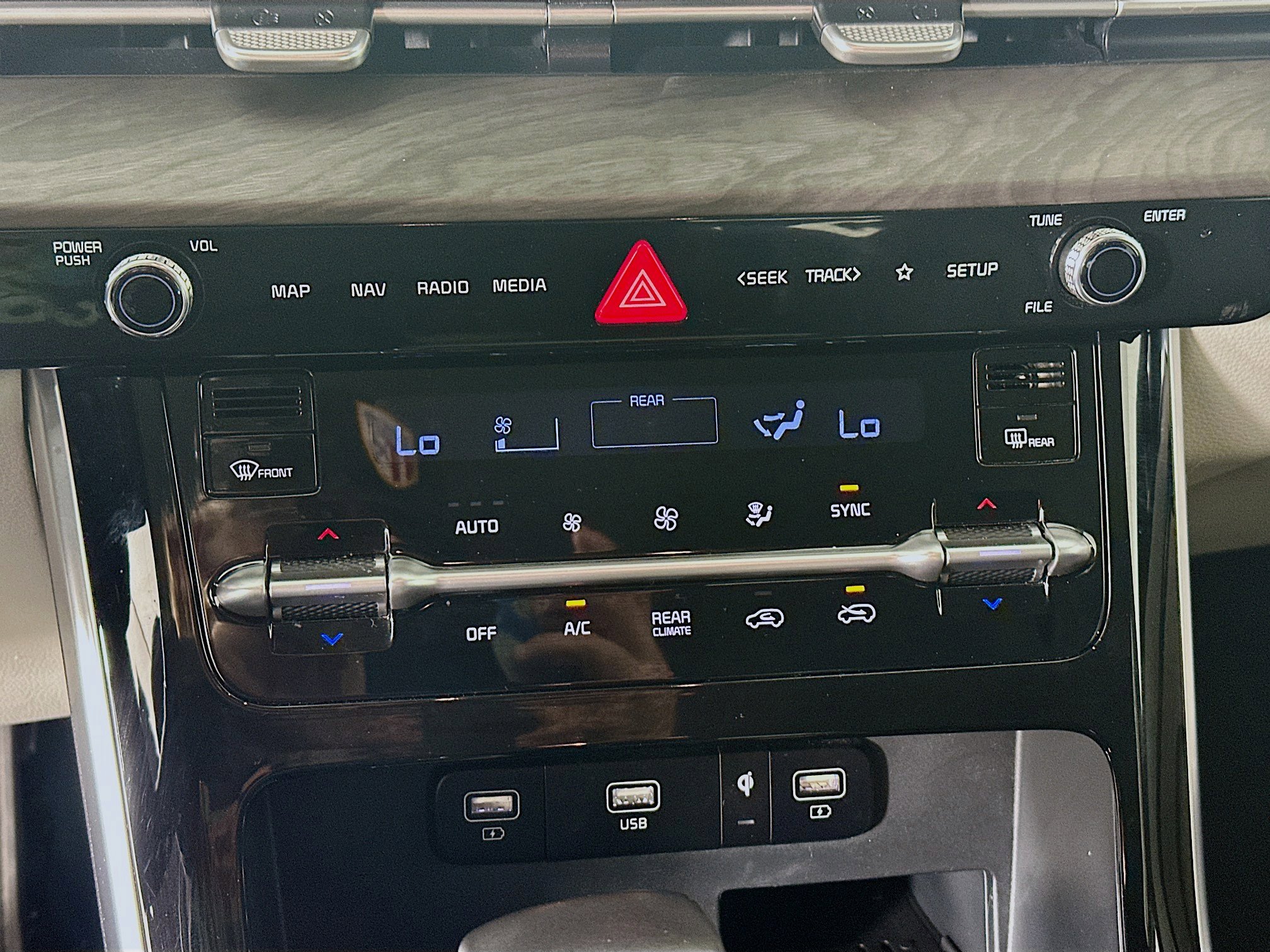 Used 2024 Kia Carnival SX FWD image 24
