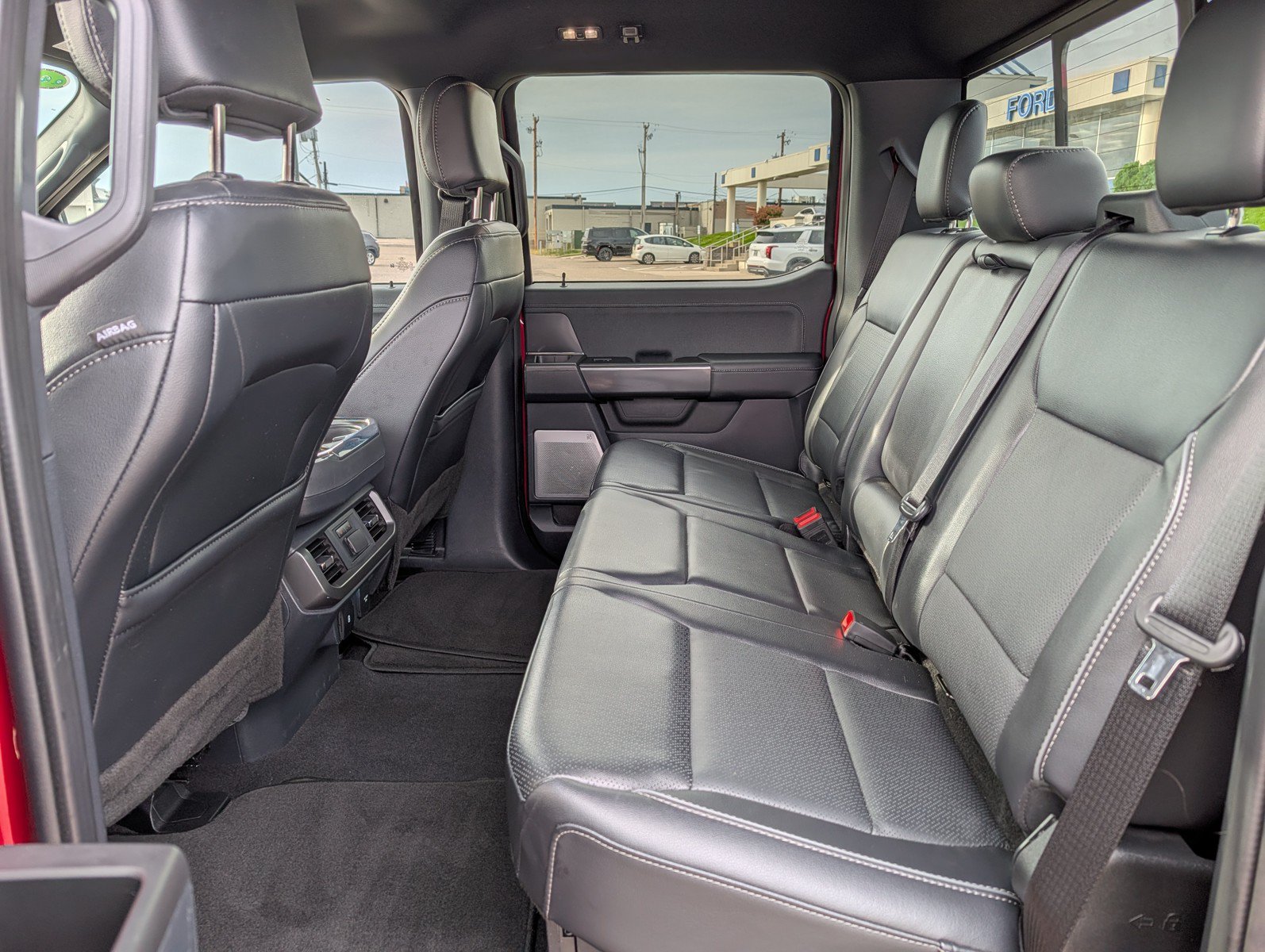 Used 2024 Ford F150 Lariat w/ Equipment Group 502A High AWD/4WD image 16