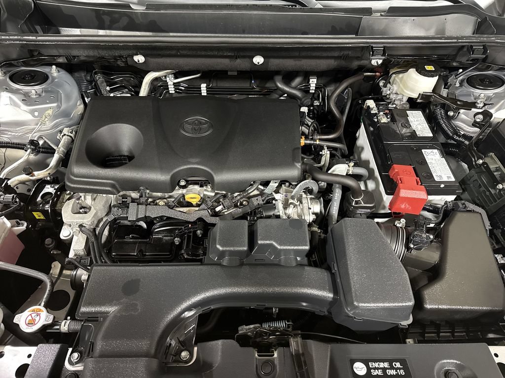 Used 2024 Toyota RAV4 XLE FWD image 24