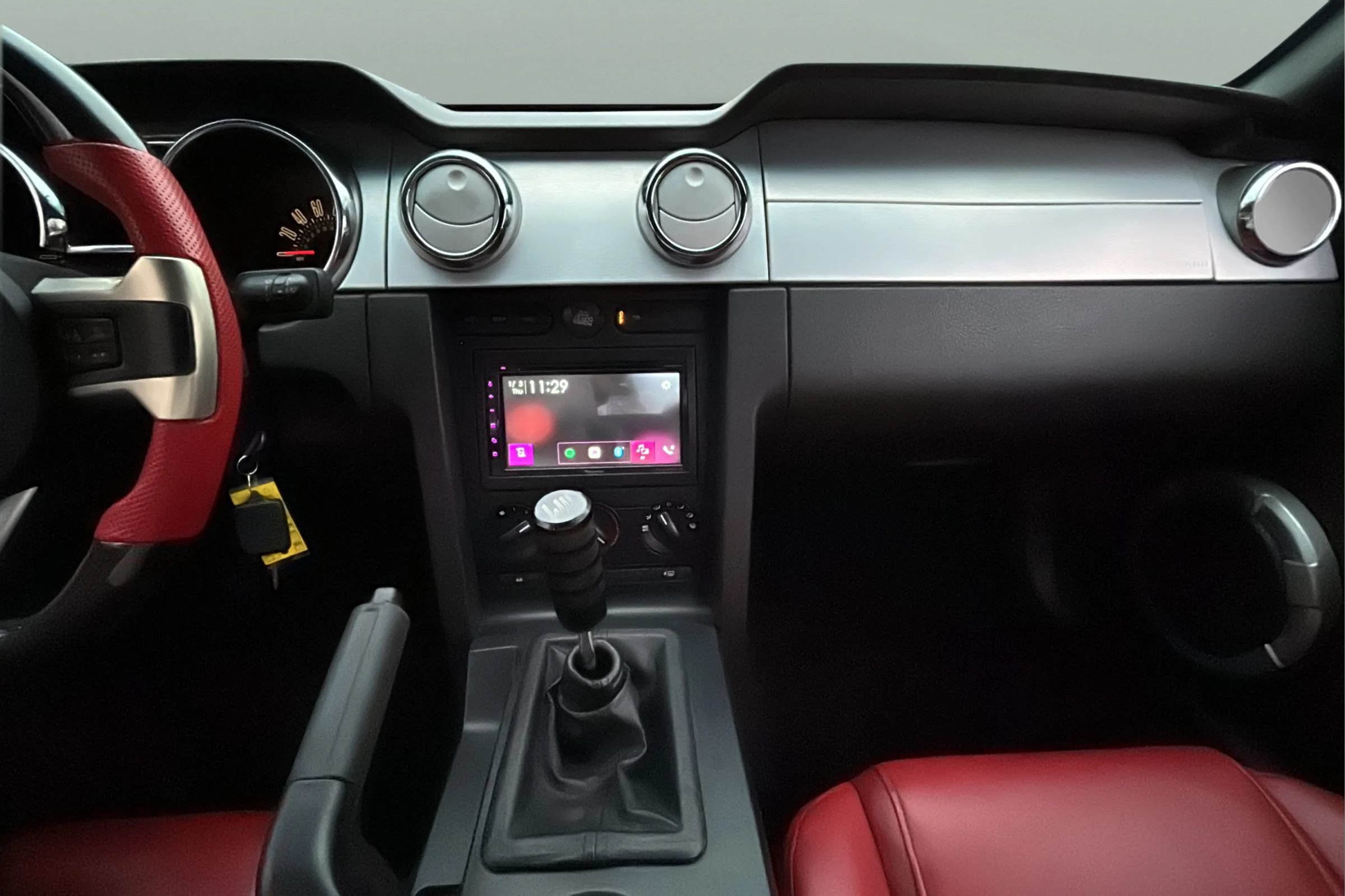 Used 2006 Ford Mustang GT Premium RWD image 25