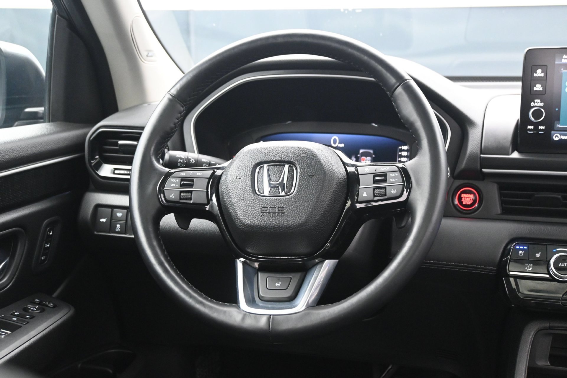 Used 2025 Honda Pilot Touring image 20