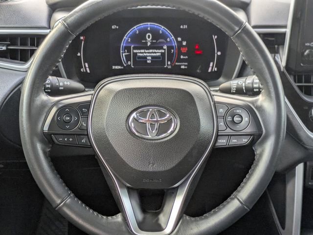 Used 2023 Toyota Corolla Cross XLE w/ Convenience Package image 14