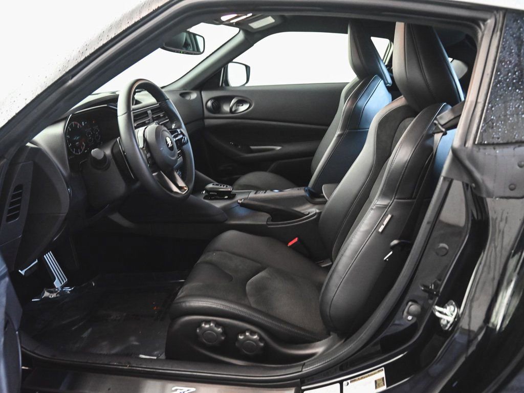 Used 2025 Nissan Z Performance w/ Floor Mat Package image 28