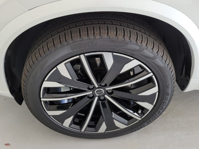 New 2026 Volvo XC90 B6 Ultra w/ Protection Package AWD/4WD image 10