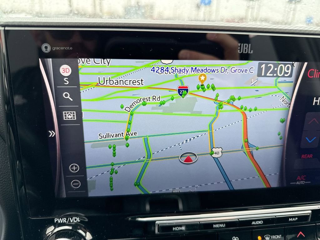 Used 2021 Toyota Highlander Platinum image 18