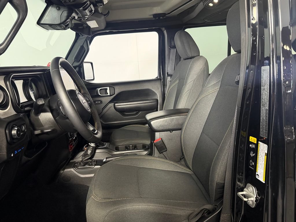 Used 2024 Jeep Wrangler Unlimited AWD/4WD image 20