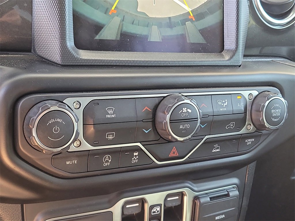 Used 2022 Jeep Wrangler Unlimited Rubicon image 24