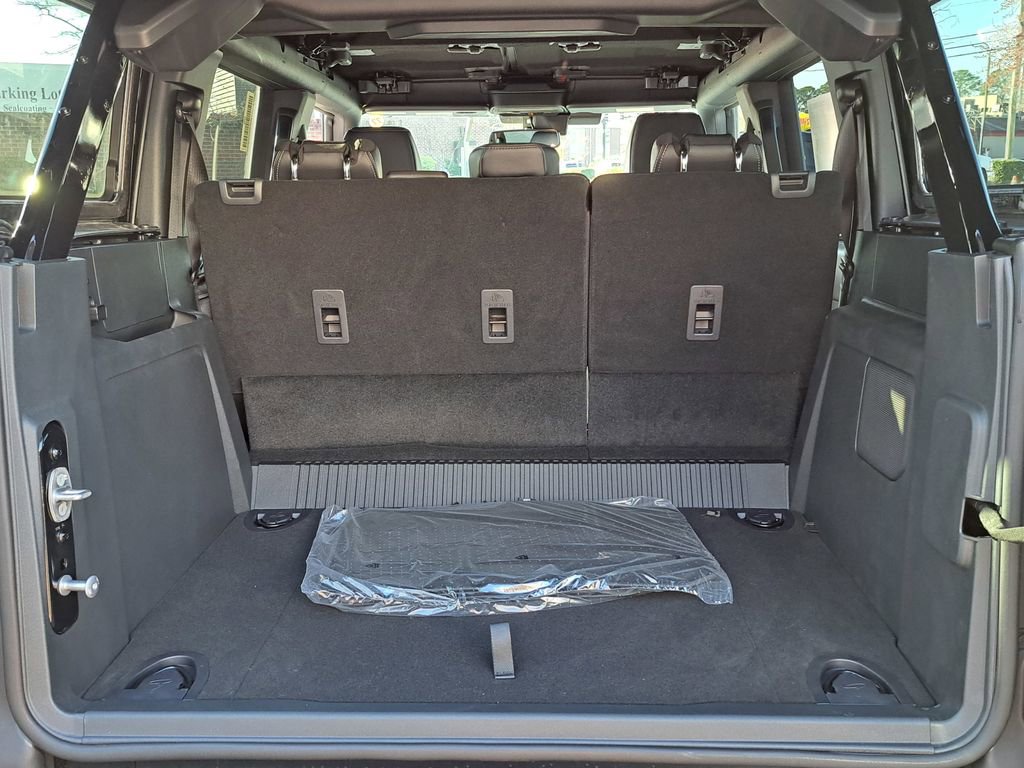 New 2025 Ford Bronco Outer Banks AWD/4WD image 14