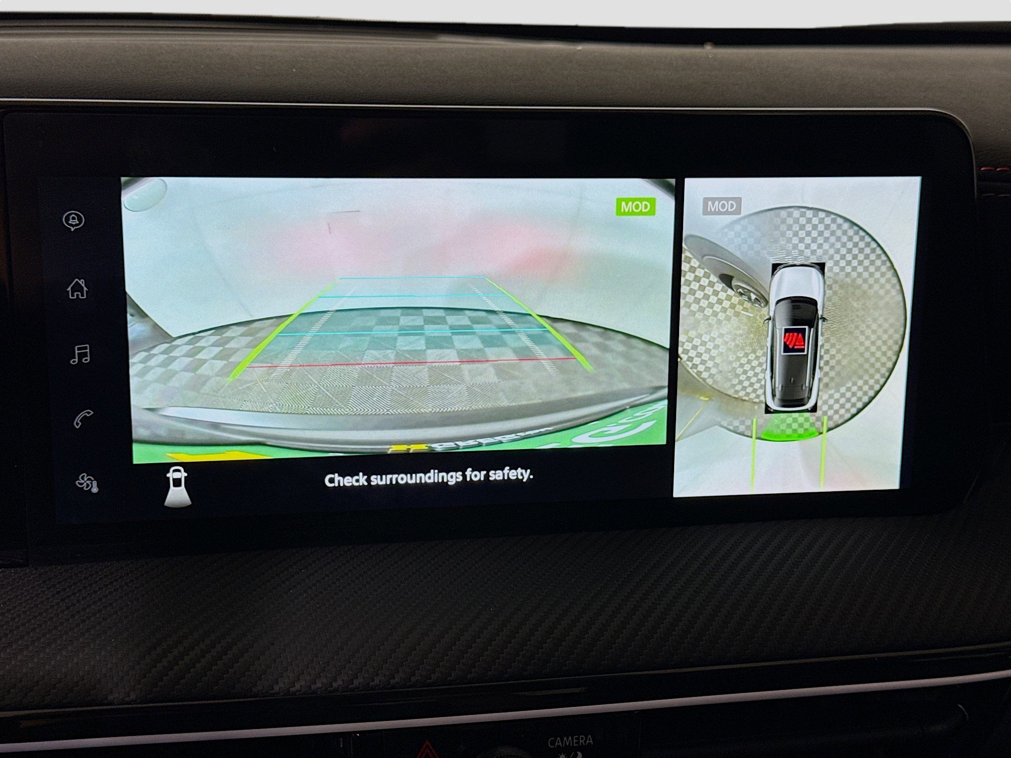 Used 2025 Nissan Kicks SR image 19