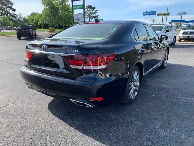 Used 2014 Lexus LS 460 w/ Ultra Luxury Package RWD image 3