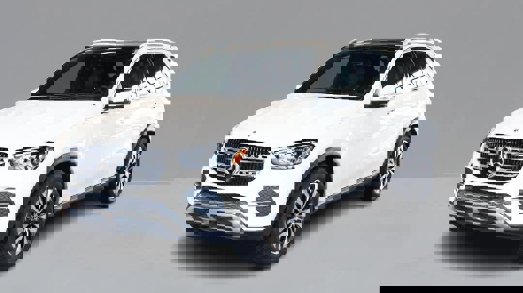 Used 2024 Mercedes-Benz GLE 350 4MATIC w/ Driver Assistance Package image 1