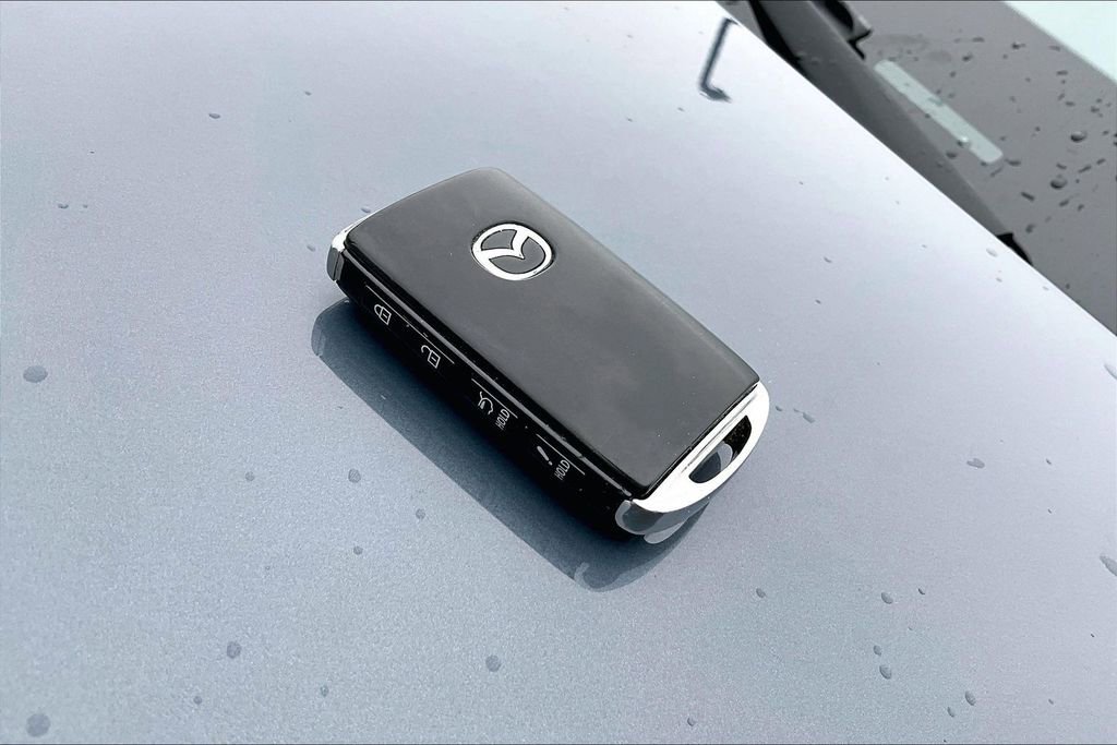 Used 2024 MAZDA CX-5 Carbon Edition image 11