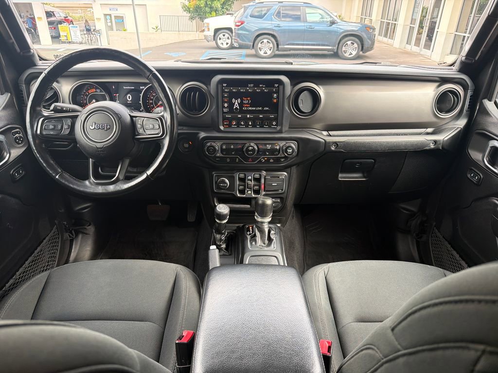 Used 2021 Jeep Gladiator Sport AWD/4WD image 15
