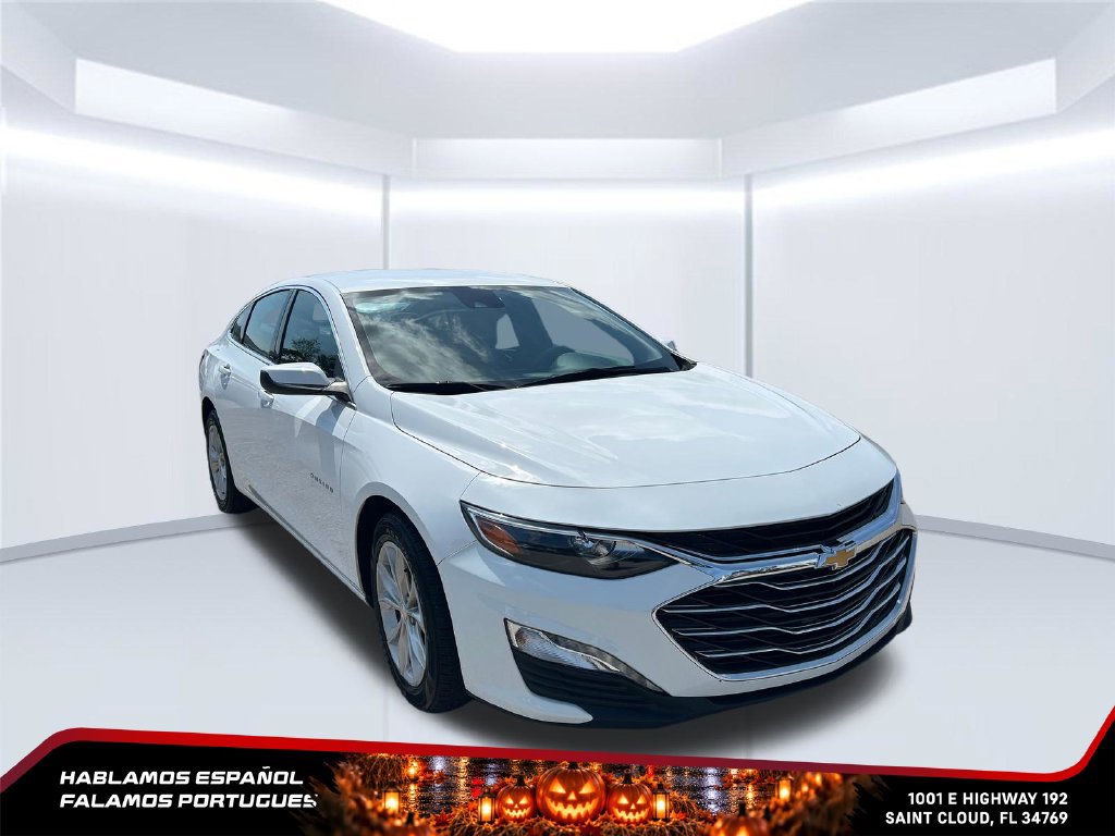 Used 2025 Chevrolet Malibu LT FWD image 3