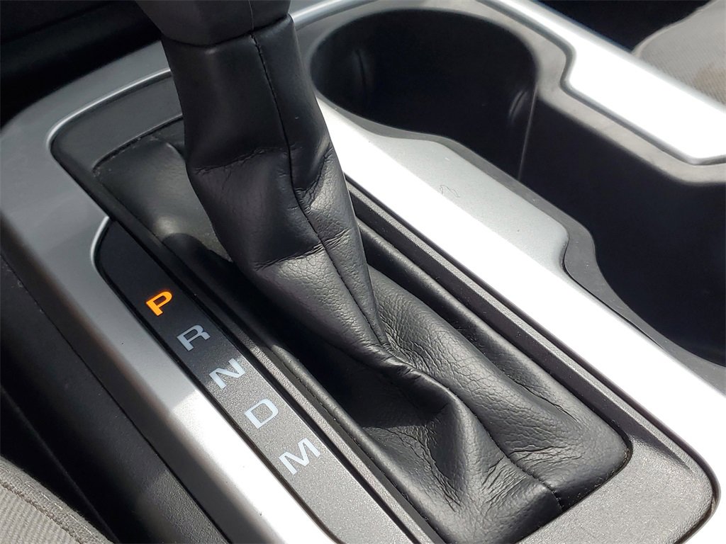 Used 2016 Chevrolet Colorado LT image 28