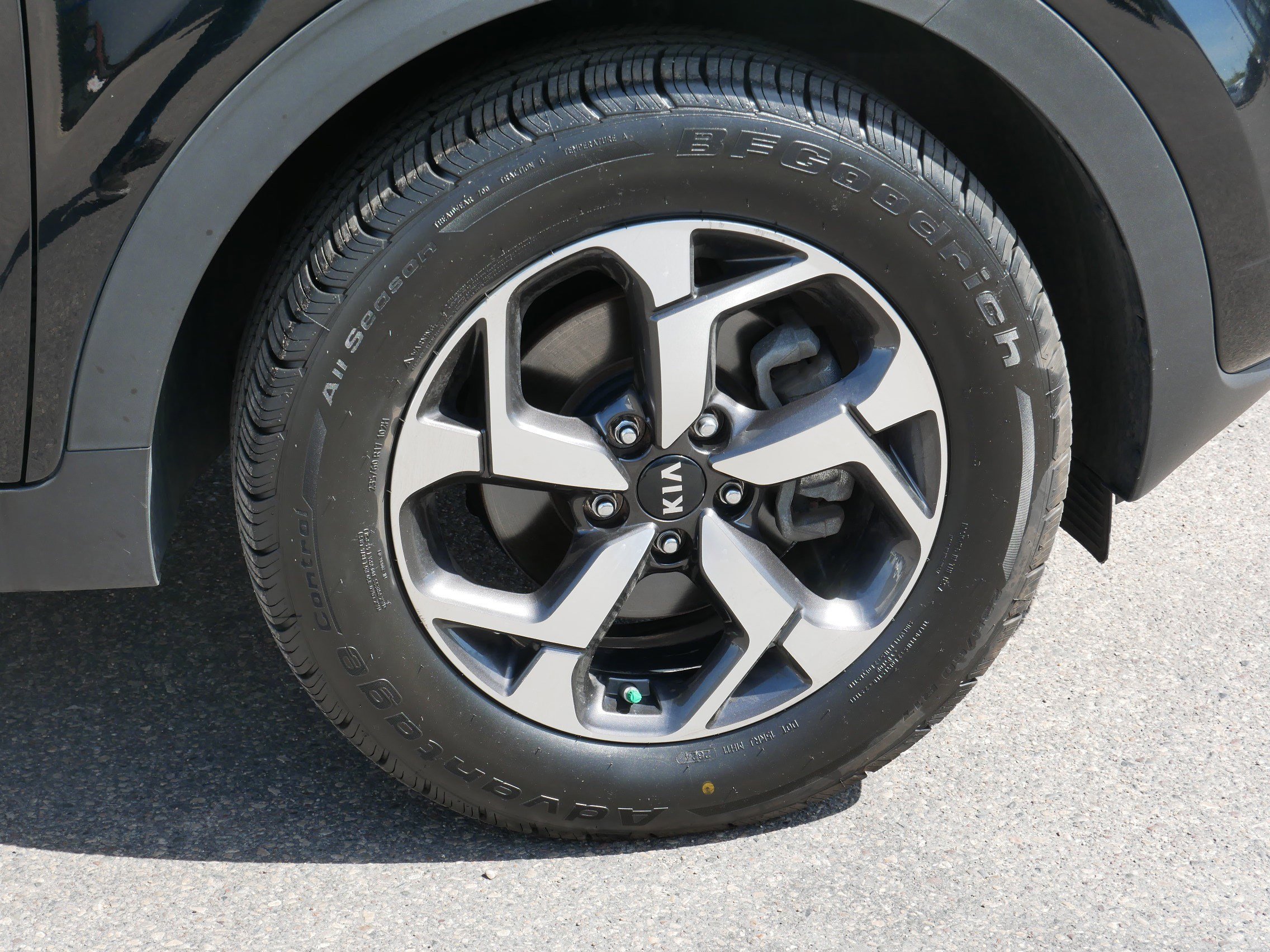 Used 2020 Kia Sportage LX AWD/4WD image 15