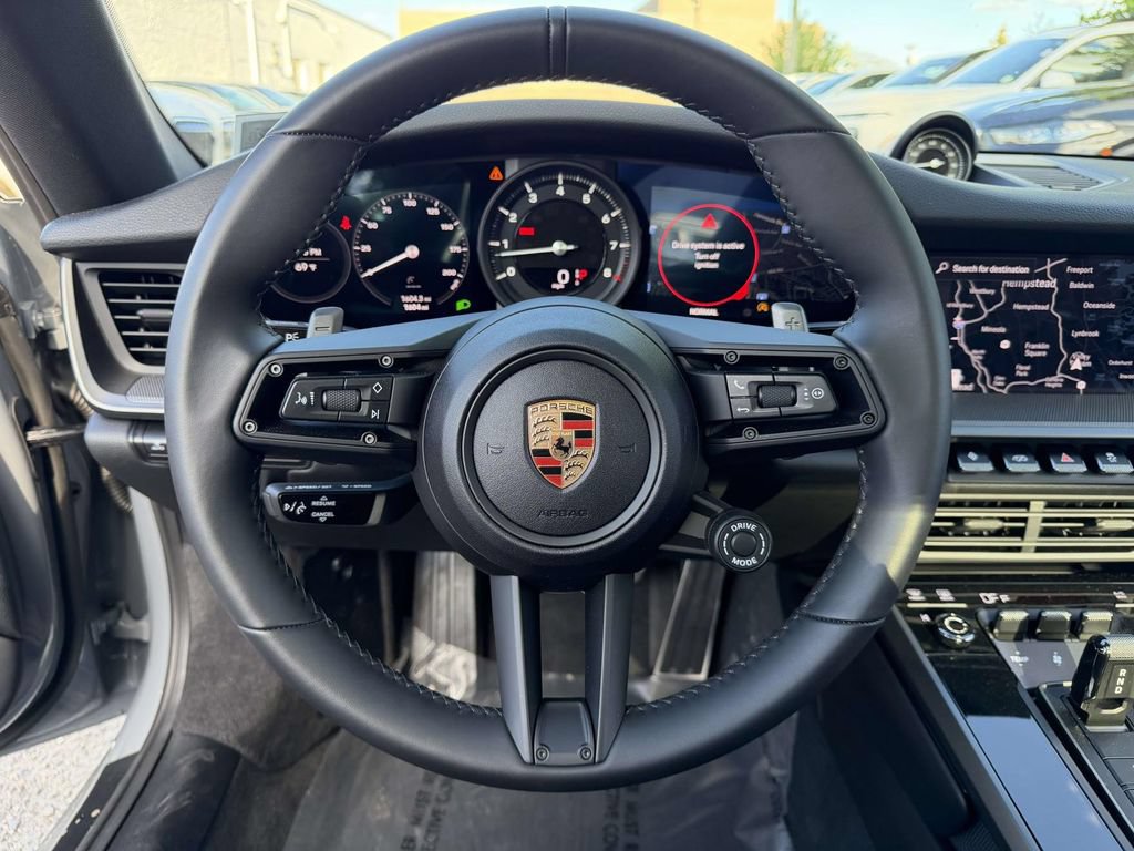 Used 2024 Porsche 911 Carrera RWD image 25