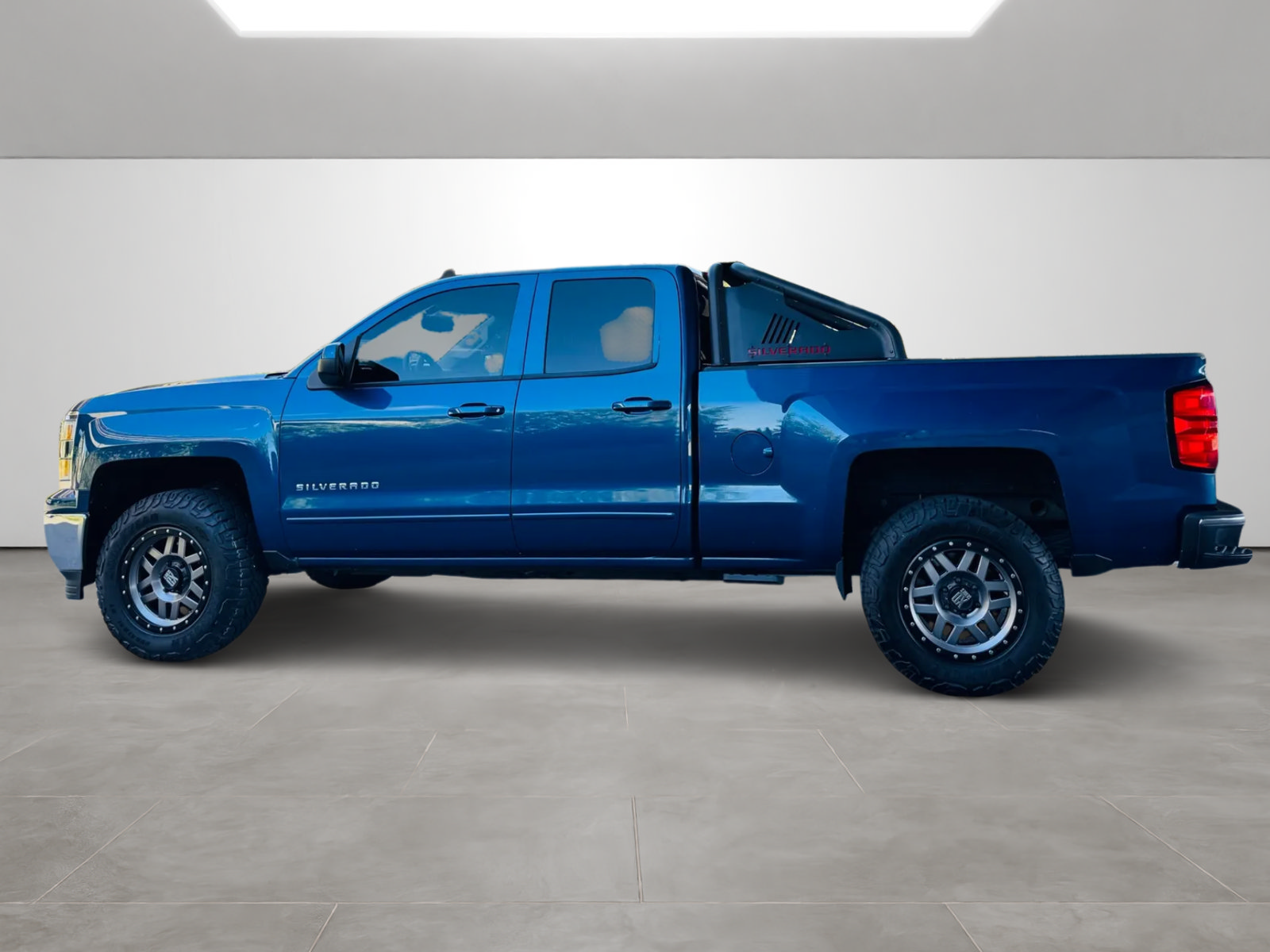 Used 2015 Chevrolet Silverado 1500 LT w/ All Star Edition AWD/4WD image 2