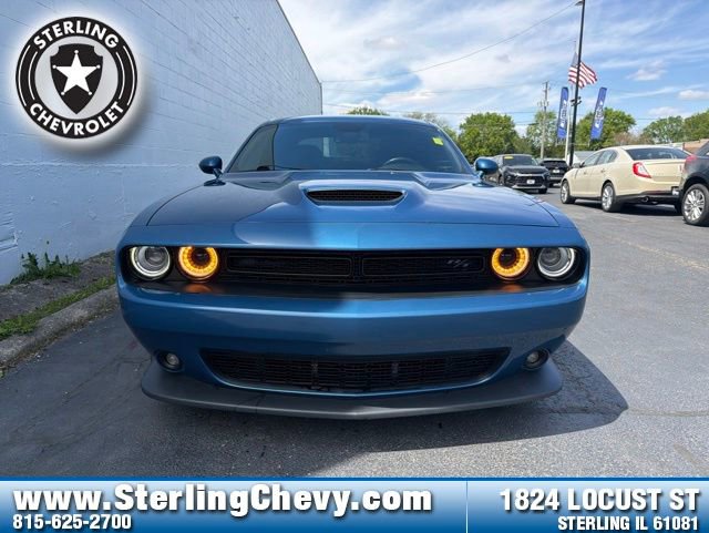 Used 2020 Dodge Challenger R/T w/ Blacktop Package RWD image 5