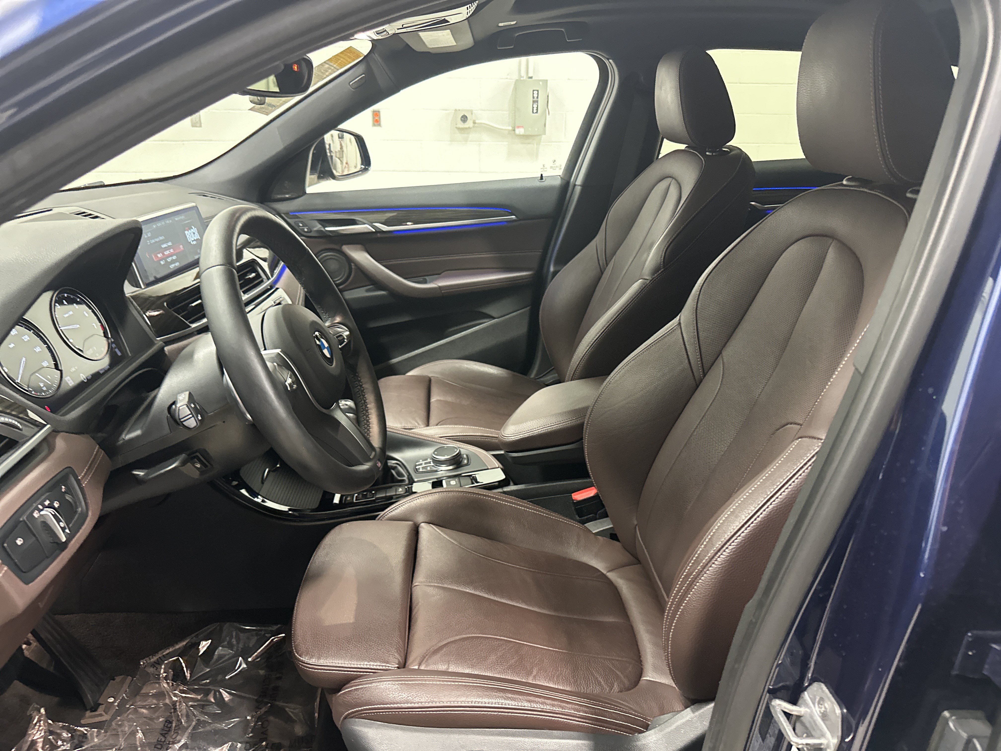 Used 2018 BMW X2 xDrive28i w/ M SportX Package AWD/4WD image 16