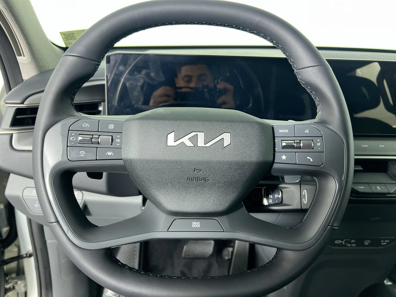 New 2026 Kia EV9 Light RWD image 17