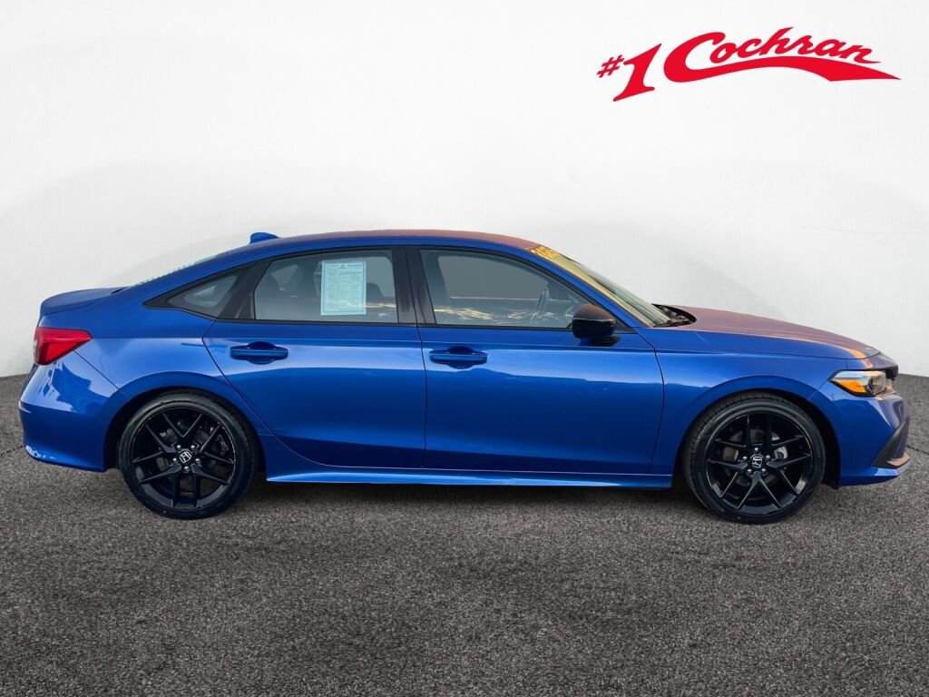 Used 2023 Honda Civic Sport image 8