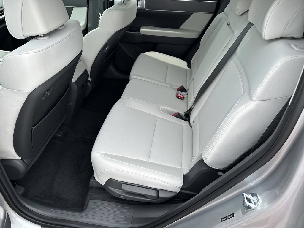 New 2026 Hyundai Santa Fe SE FWD image 20