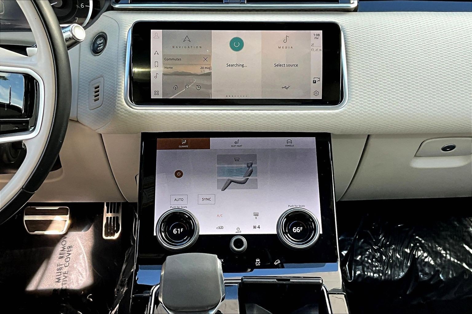 Used 2023 Land Rover Range Rover Velar R-Dynamic S image 31