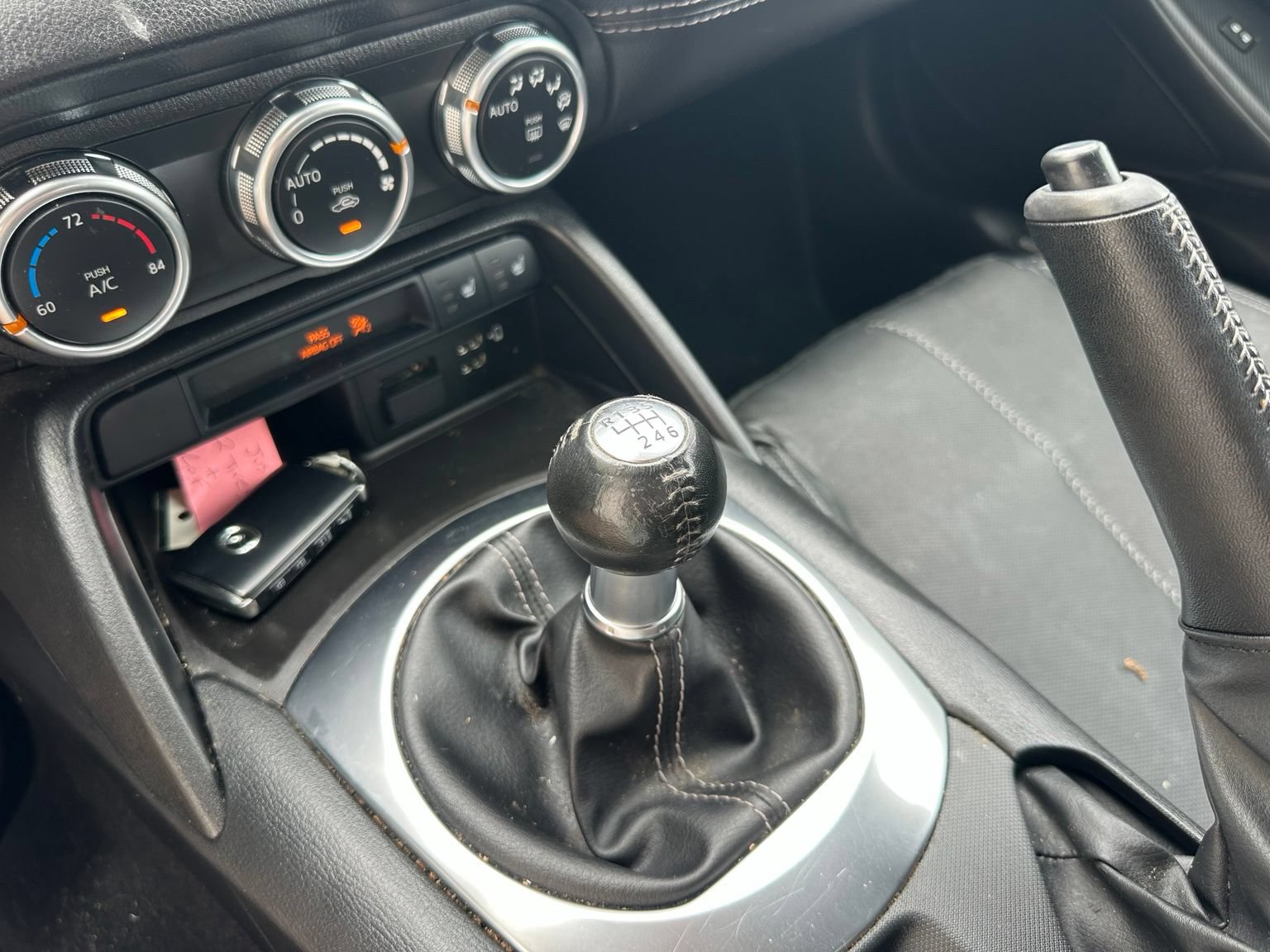Used 2023 MAZDA MX-5 Miata Grand Touring RWD image 9