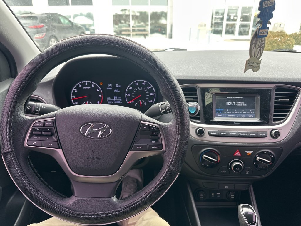 Used 2020 Hyundai Accent SE image 8