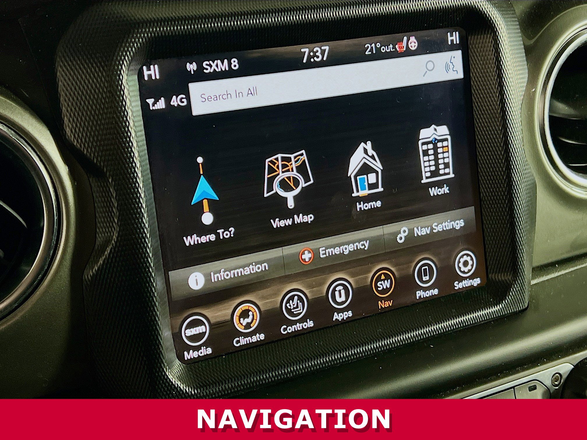 Used 2023 Jeep Wrangler Sahara w/ Cold Weather Group AWD/4WD image 8