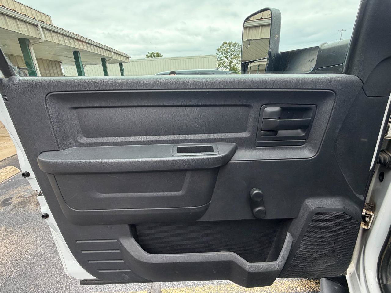 Used 2012 RAM 5500 4x4 Regular Cab w/ ST Decor Group image 21