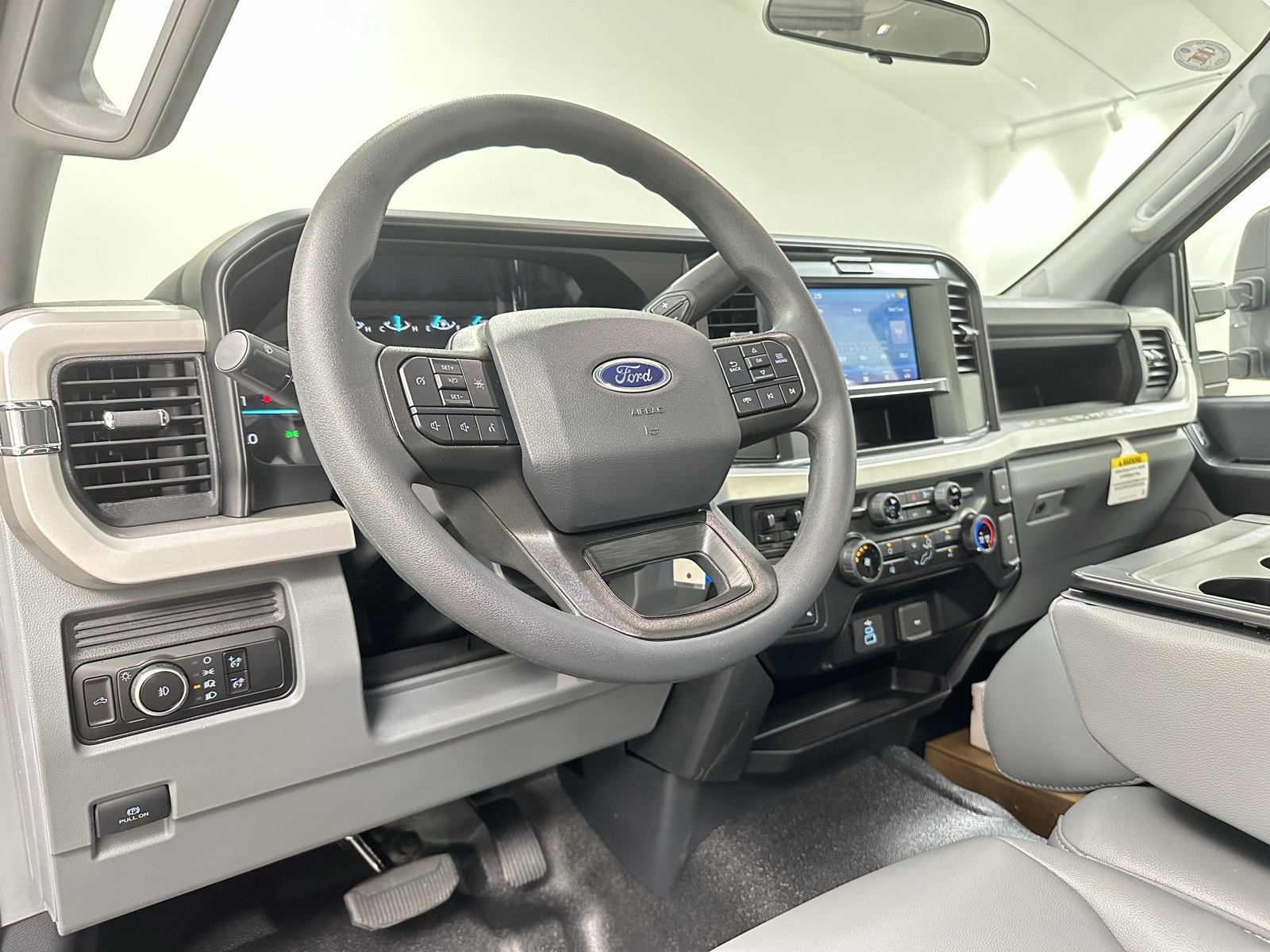 New 2025 Ford F350 XL w/ XL Chrome Package image 13