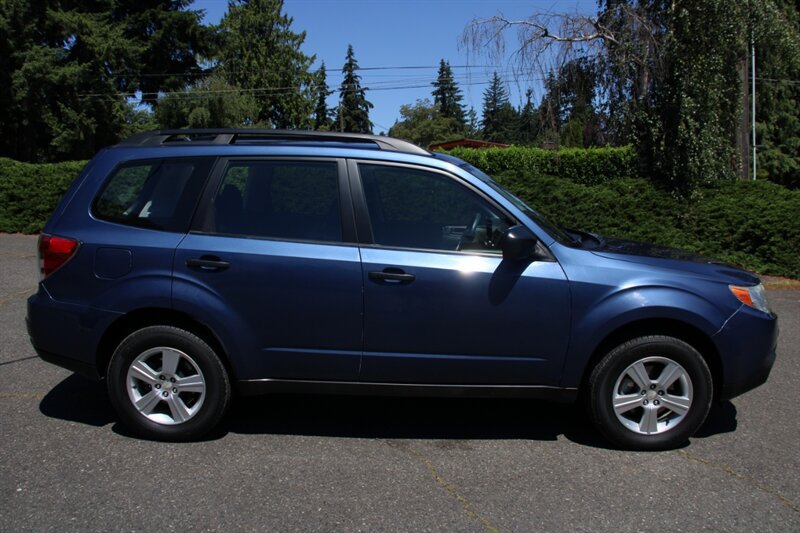 Used 2011 Subaru Forester 2.5X w/ Alloy Wheel Value Pkg AWD/4WD image 11