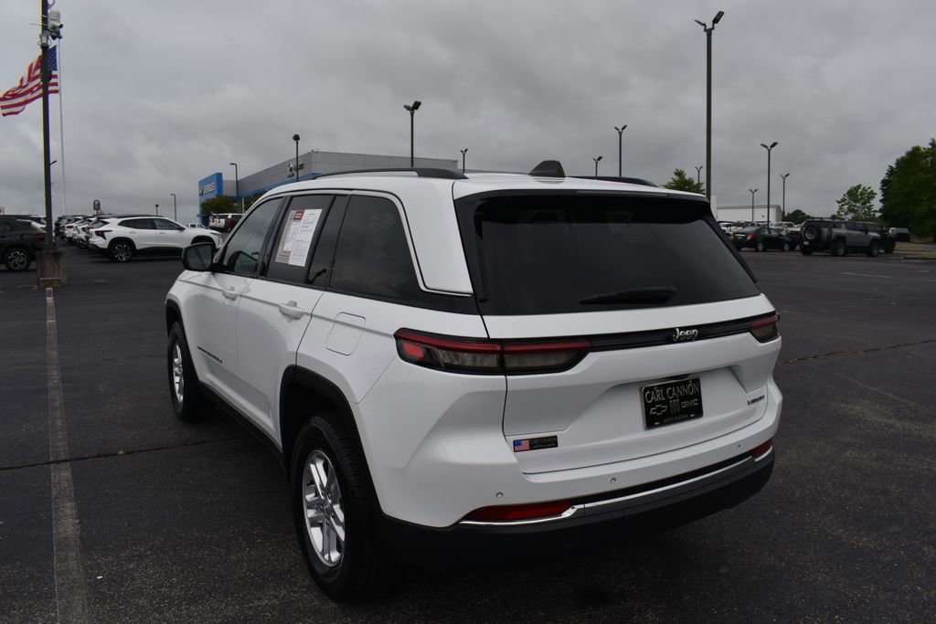 Used 2024 Jeep Grand Cherokee Laredo RWD image 8