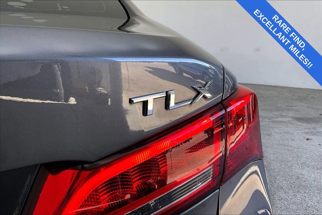 Used 2020 Acura TLX image 41