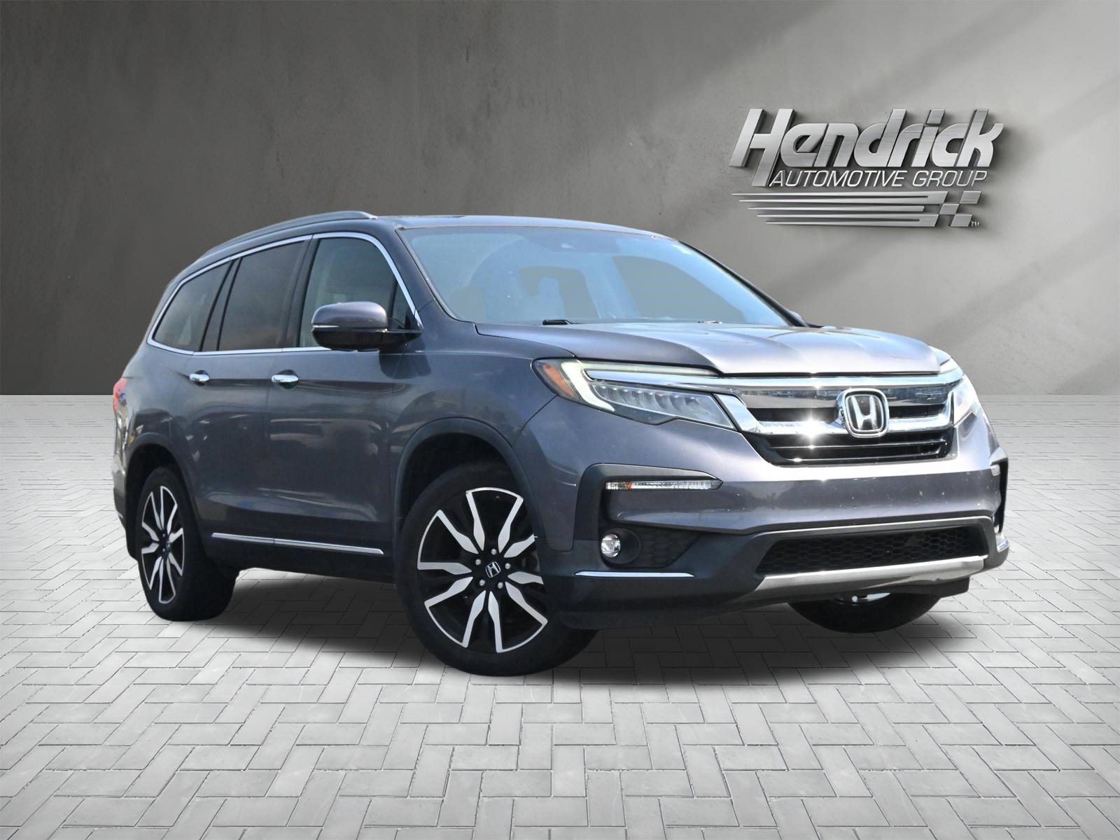 Used 2019 Honda Pilot Touring video 2