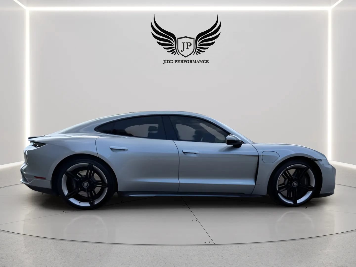 Used 2020 Porsche Taycan 4S AWD/4WD image 8