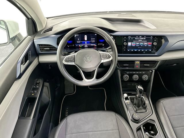 Used 2023 Volkswagen Taos SE image 11