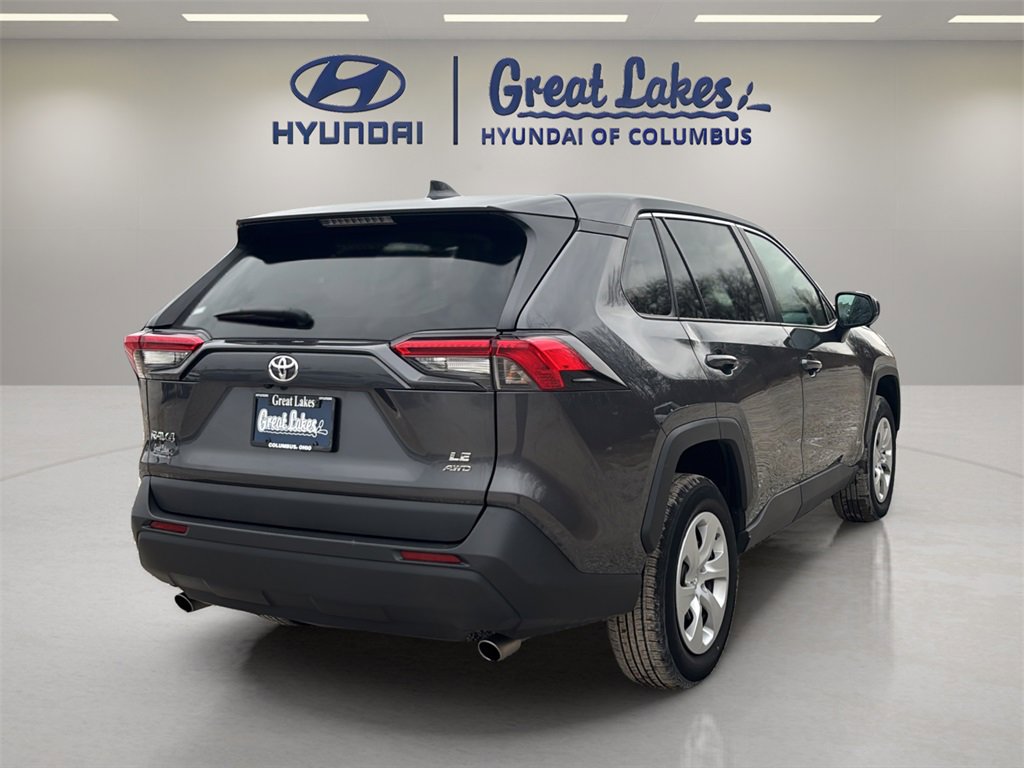 Used 2022 Toyota RAV4 LE image 5