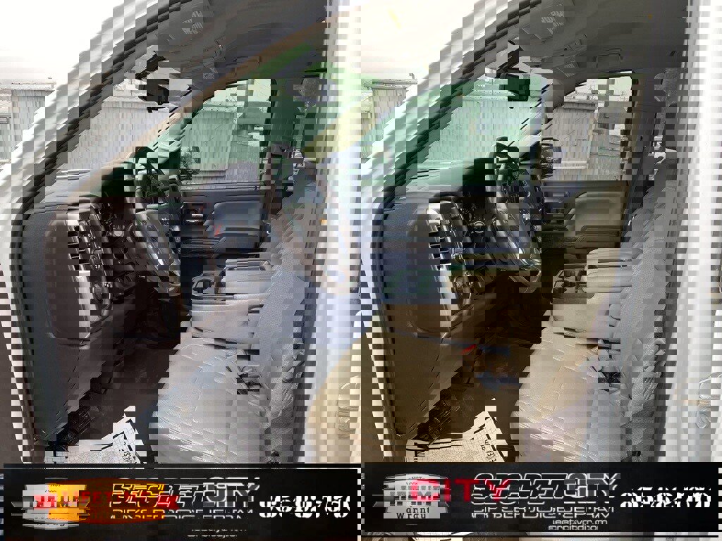 Used 2017 Chevrolet Silverado 1500 LT w/ All Star Edition image 9