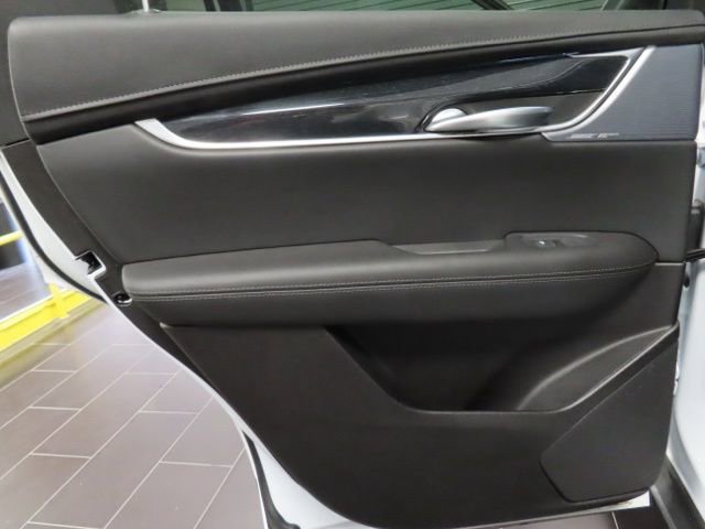 Certified 2025 Cadillac XT5 Premium Luxury image 11