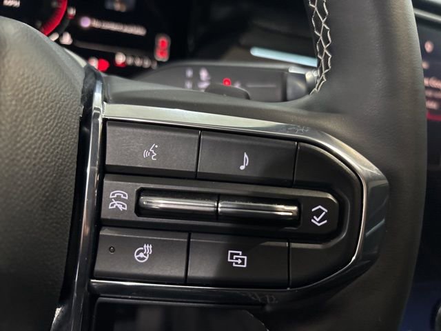 Used 2024 GMC Acadia Denali AWD/4WD image 20