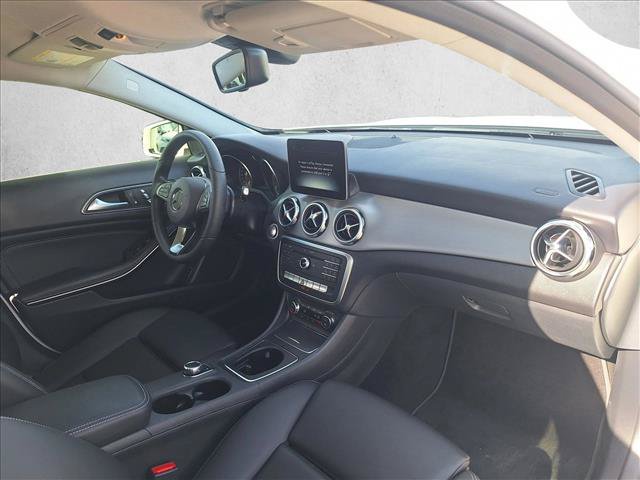 Used 2020 Mercedes-Benz GLA 250 image 17