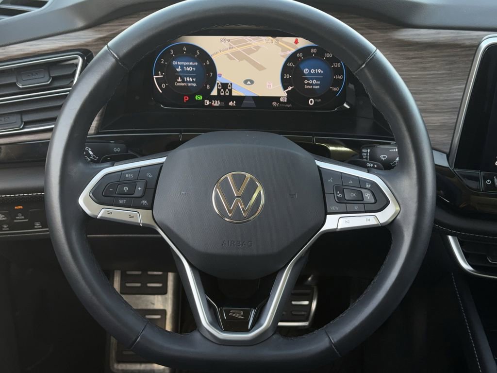 Used 2025 Volkswagen Atlas SEL Premium R-Line image 15