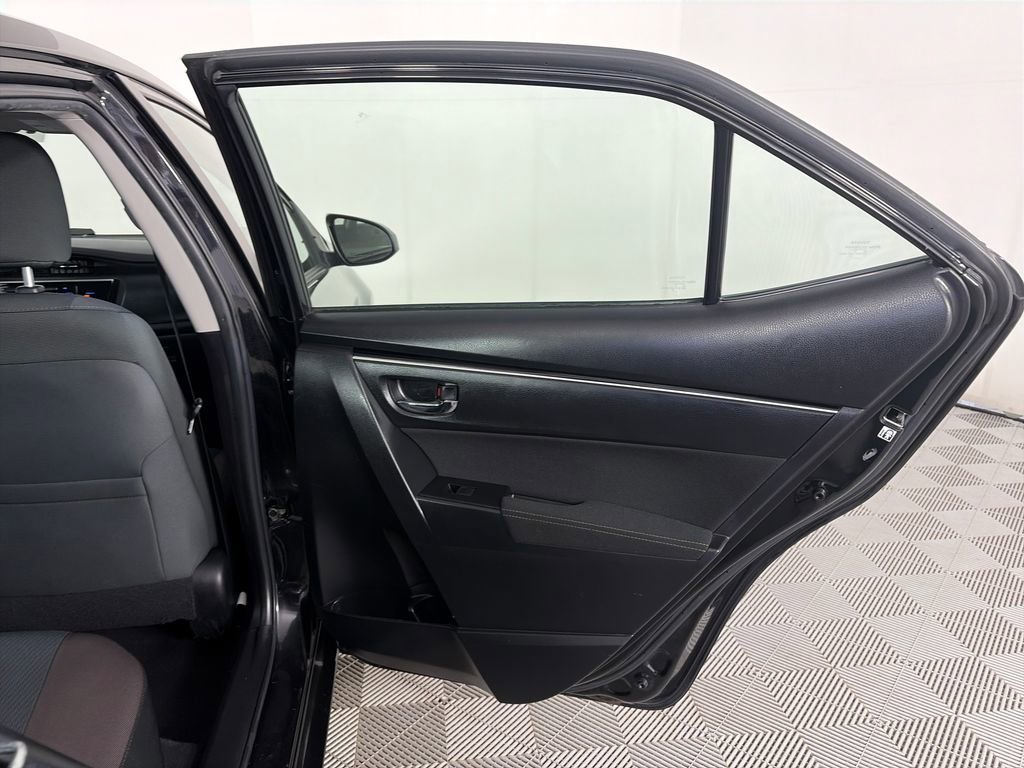 Used 2019 Toyota Corolla LE FWD image 26